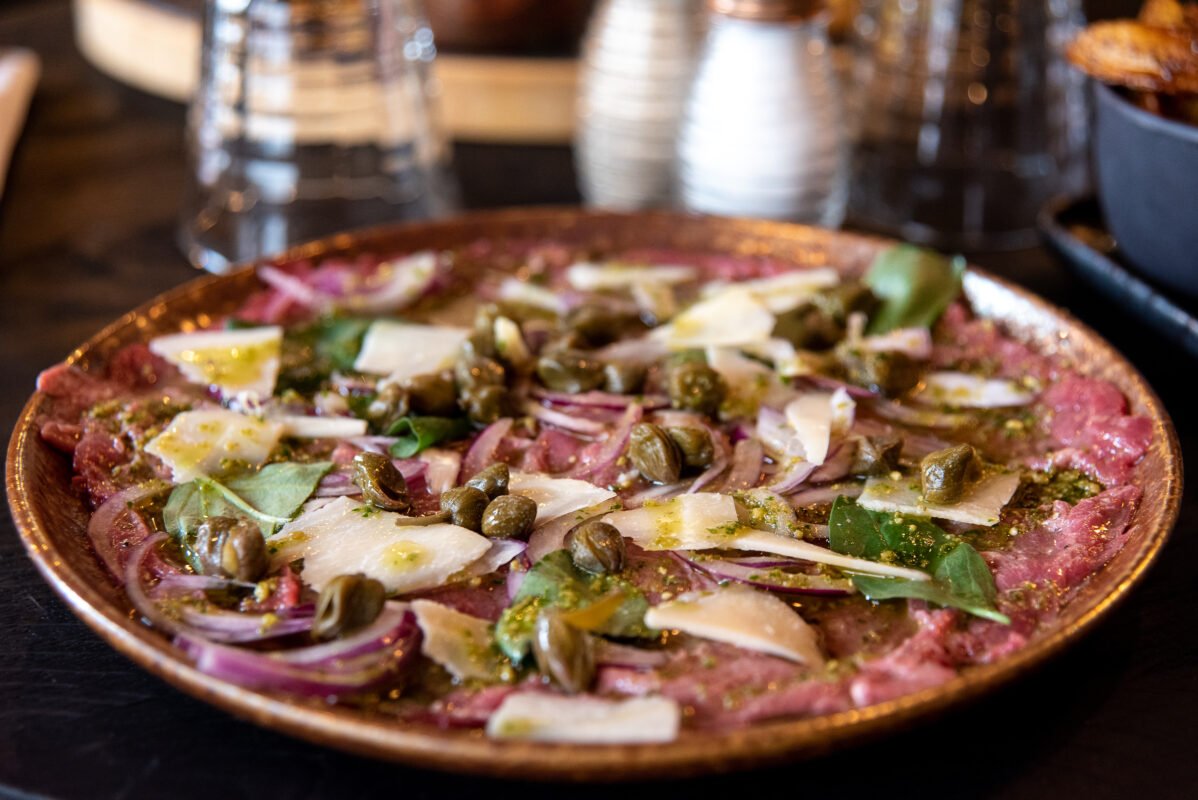 carpaccio de boeuf et capres